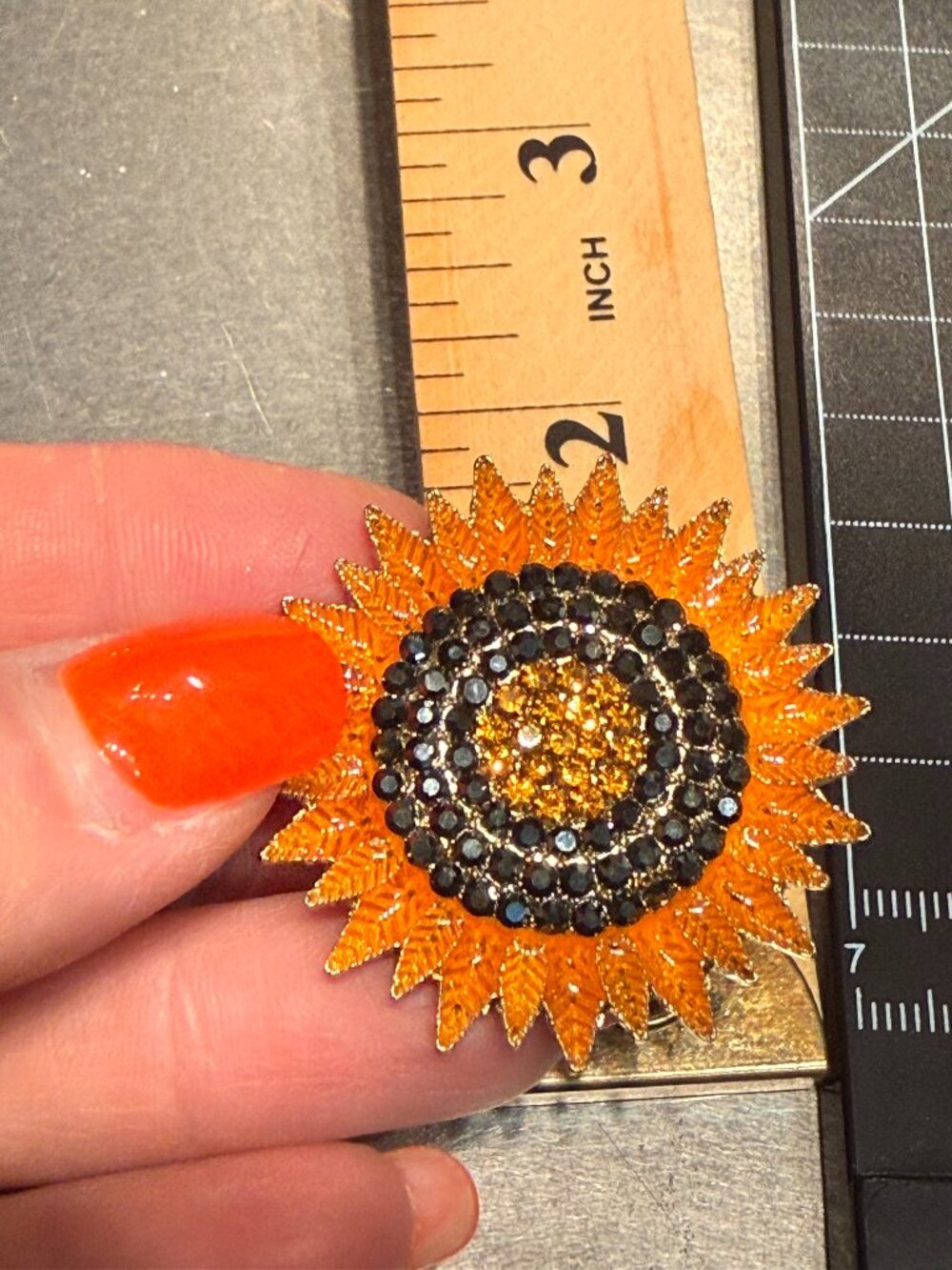 Sunflower Brooch Pin Collectible Jewelry